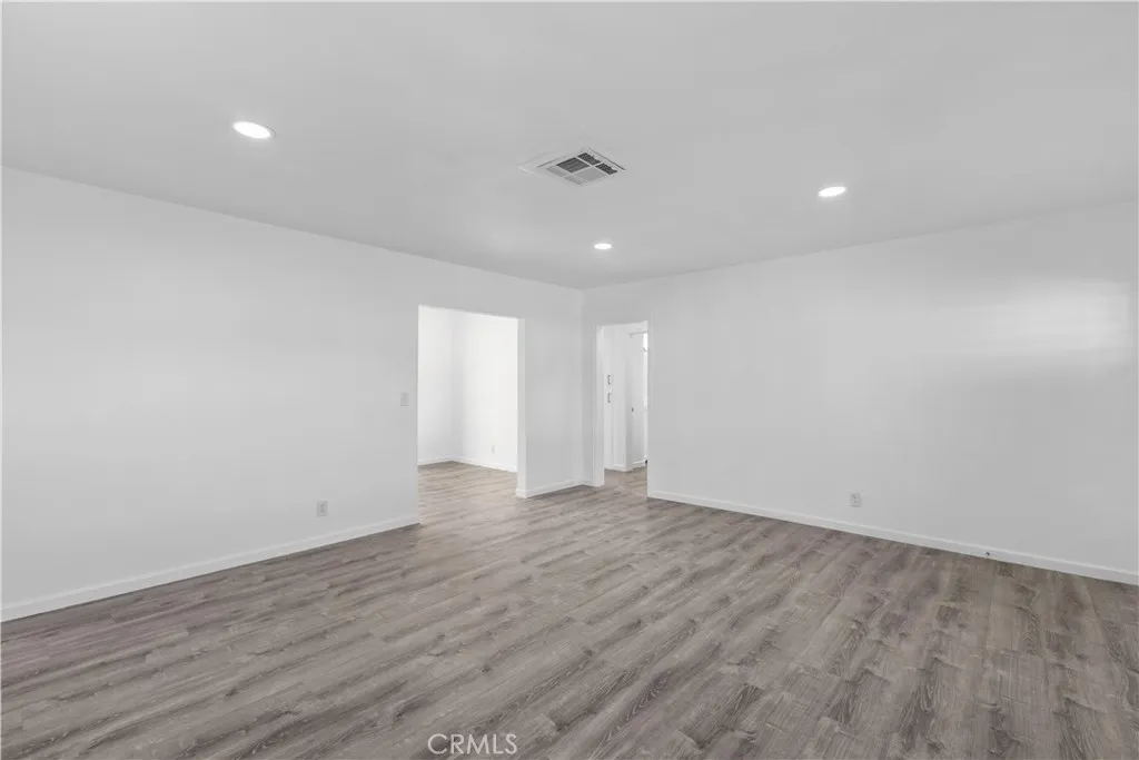 35211 Elm Lane, Yucaipa, California 92399 home-pic-9