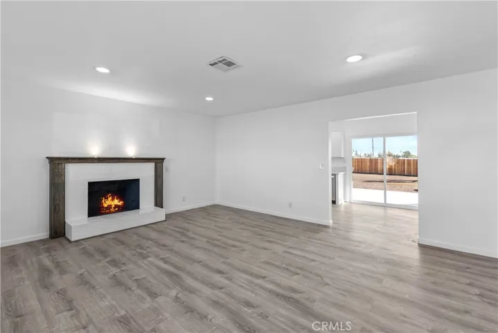 35211 Elm Lane, Yucaipa, California 92399