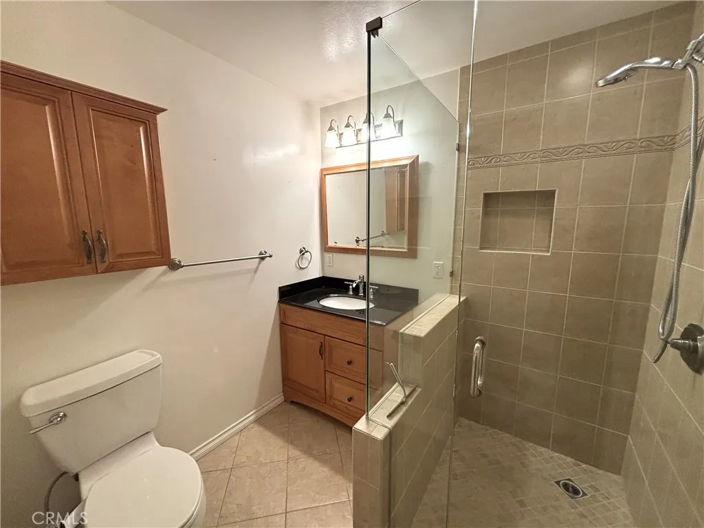7065 E Stearns, Long Beach, California 90815 home-pic-22