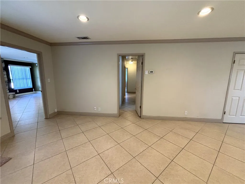 7065 E Stearns, Long Beach, California 90815 home-pic-6