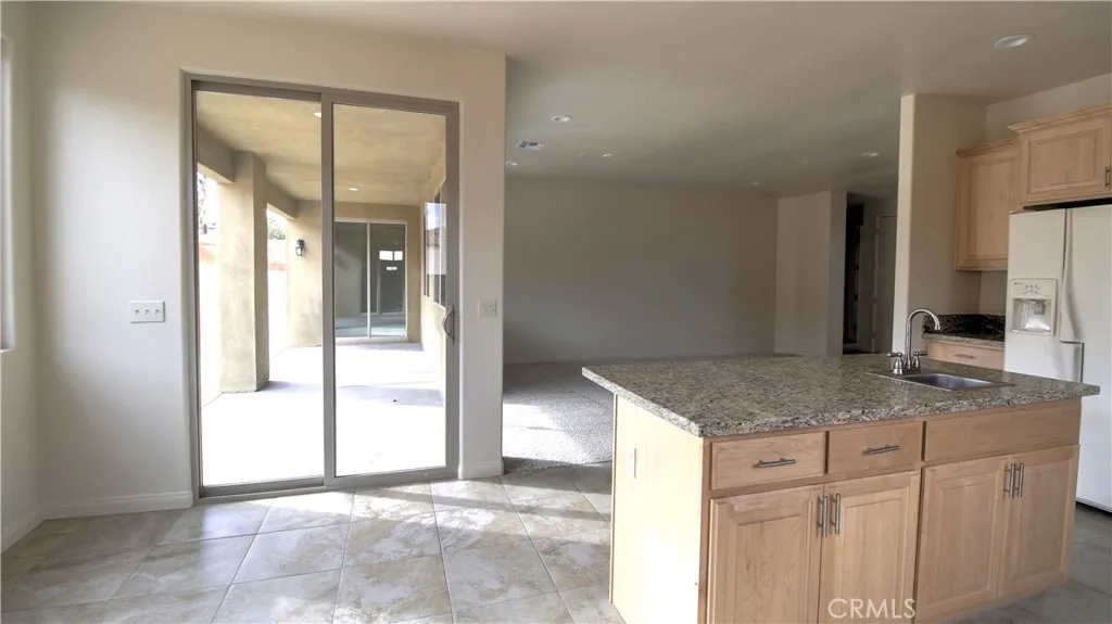 56925 Hidden Gold Court, Yucca Valley, California 92284 home-pic-16