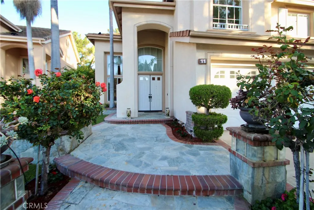11 Pienza, Irvine, California 92606 home-pic-3