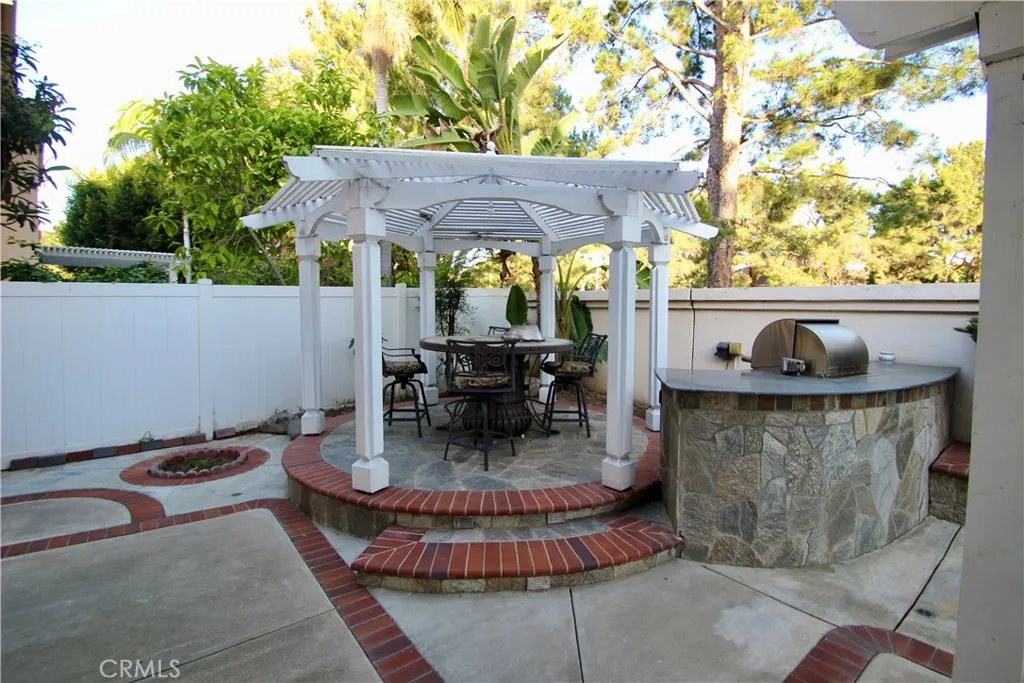 11 Pienza, Irvine, California 92606 home-pic-24