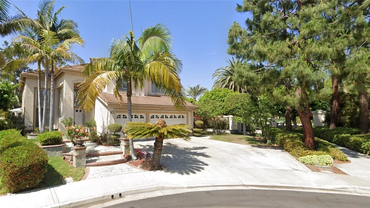 11 Pienza, Irvine, California 92606 home-pic-1