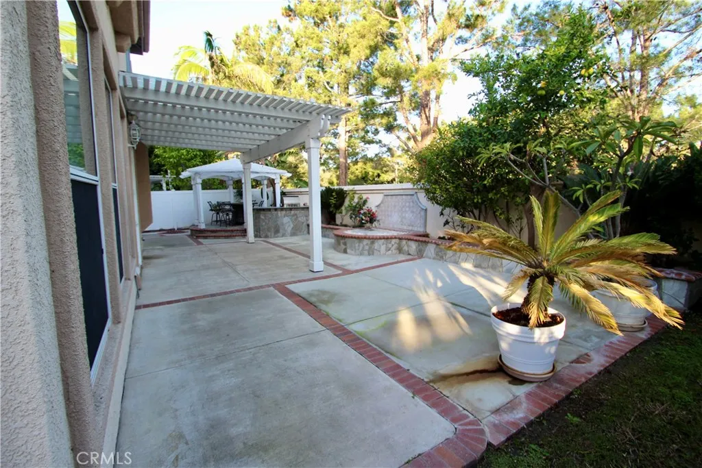 11 Pienza, Irvine, California 92606 home-pic-25