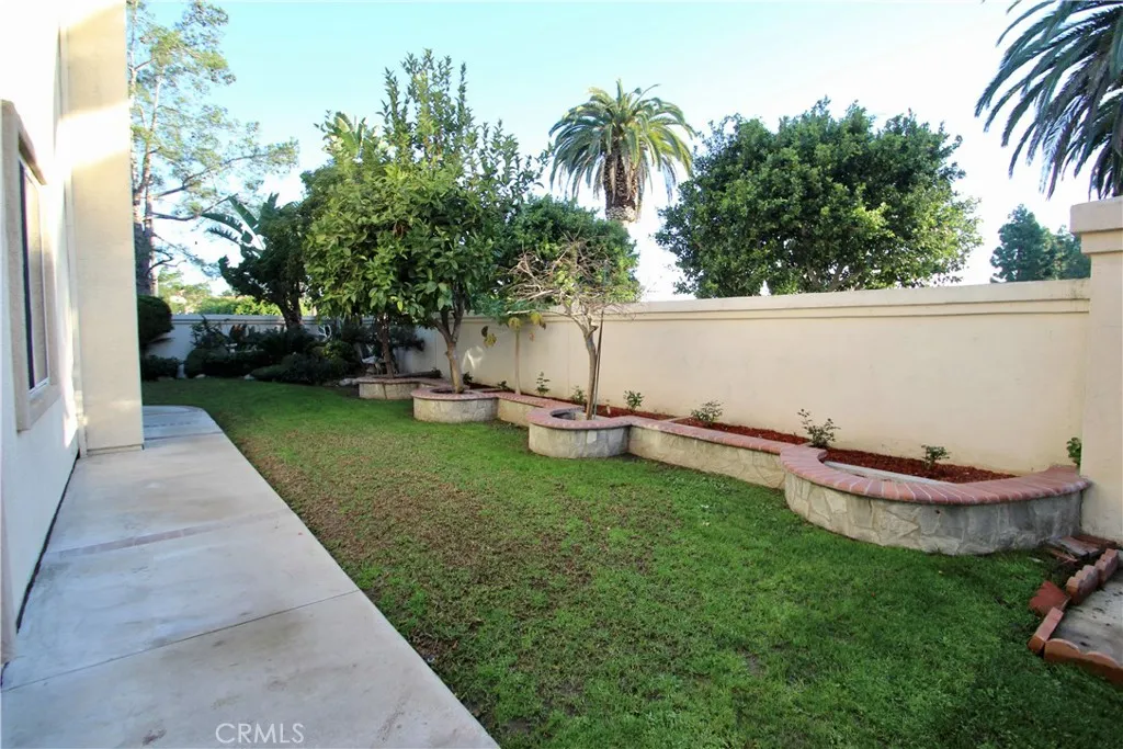 11 Pienza, Irvine, California 92606 home-pic-22