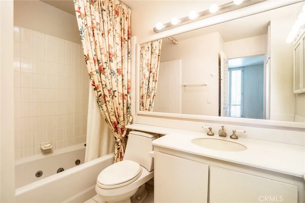 3572 Bravata, Huntington Beach, California 92649 home-pic-17