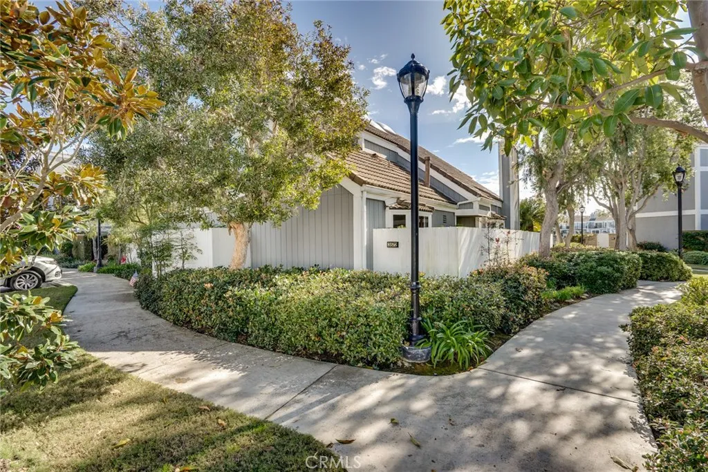 3572 Bravata, Huntington Beach, California 92649 home-pic-29