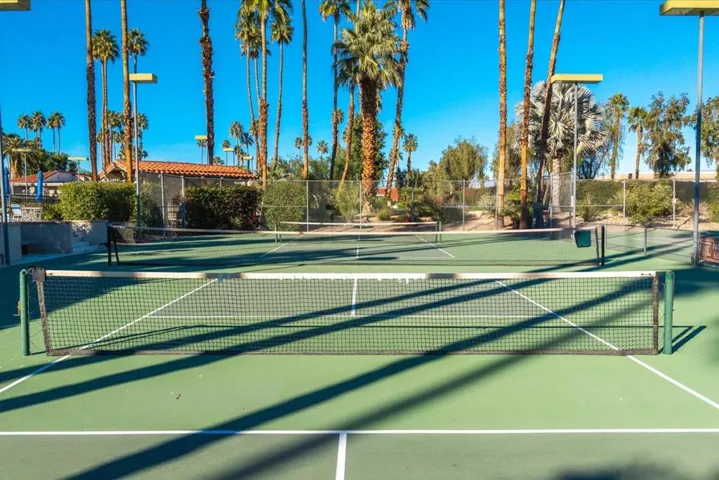 63-COUNTRY CLUB ESTATES COMMUNITY SHOTS