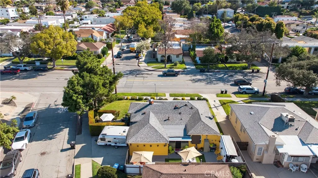 807 S Verdugo Rd, Glendale, California 91205 home-pic-37