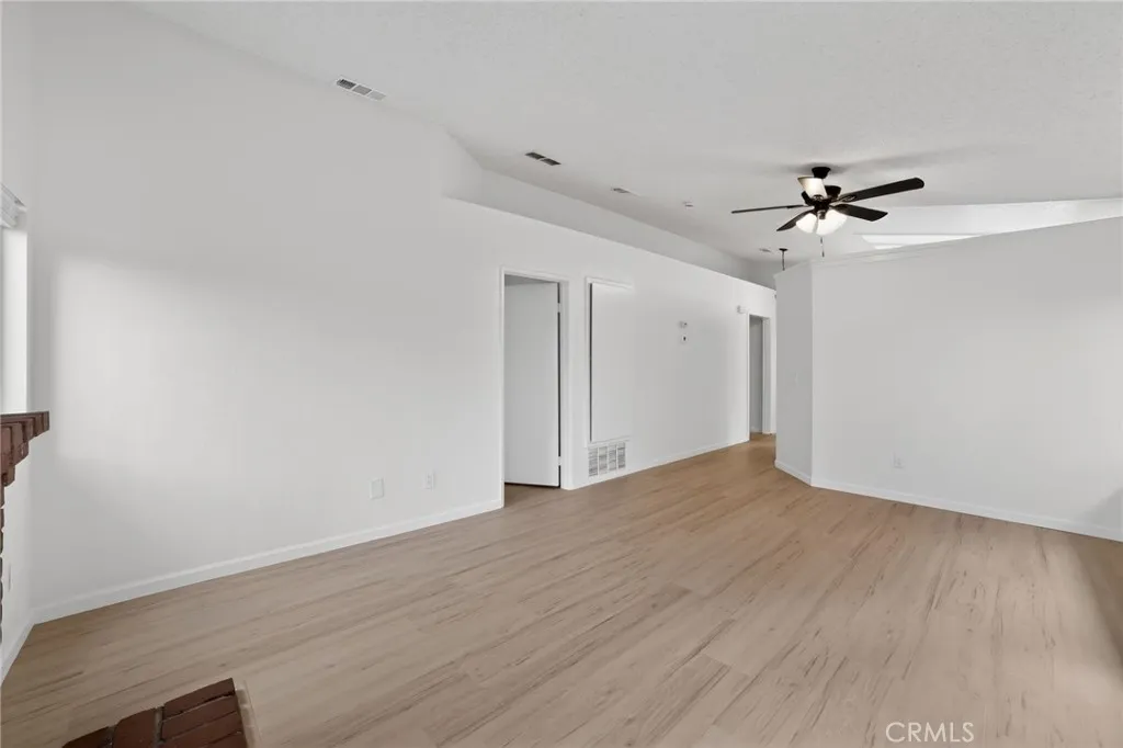 11375 Red Hill, Moreno Valley, California 92557 home-pic-4