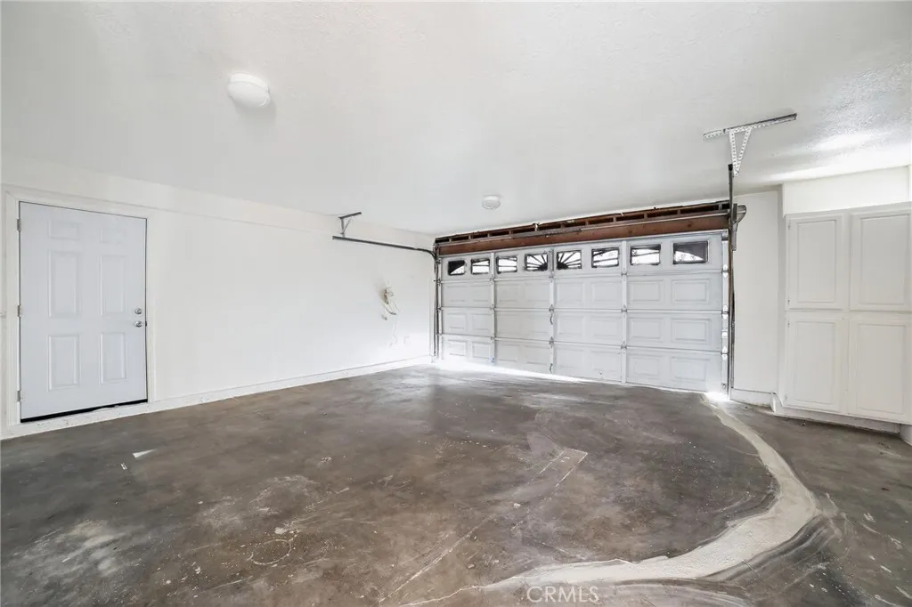 11375 Red Hill, Moreno Valley, California 92557 home-pic-16
