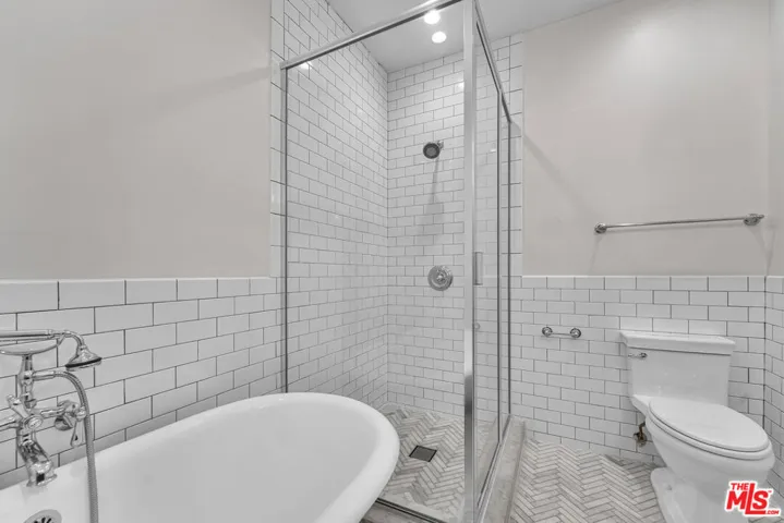 918 N Genesee Avenue, West Hollywood, California 90046