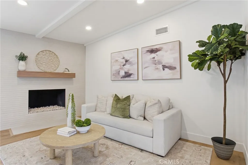 834 Hood Dr, Claremont, California 91711 home-pic-11