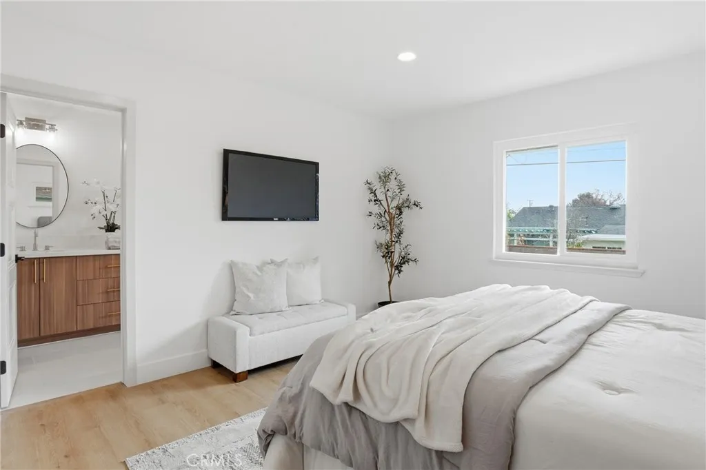 834 Hood Dr, Claremont, California 91711 home-pic-31