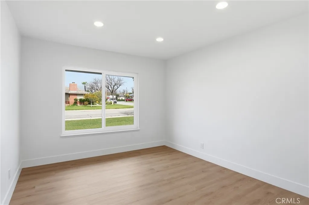 834 Hood Dr, Claremont, California 91711 home-pic-24