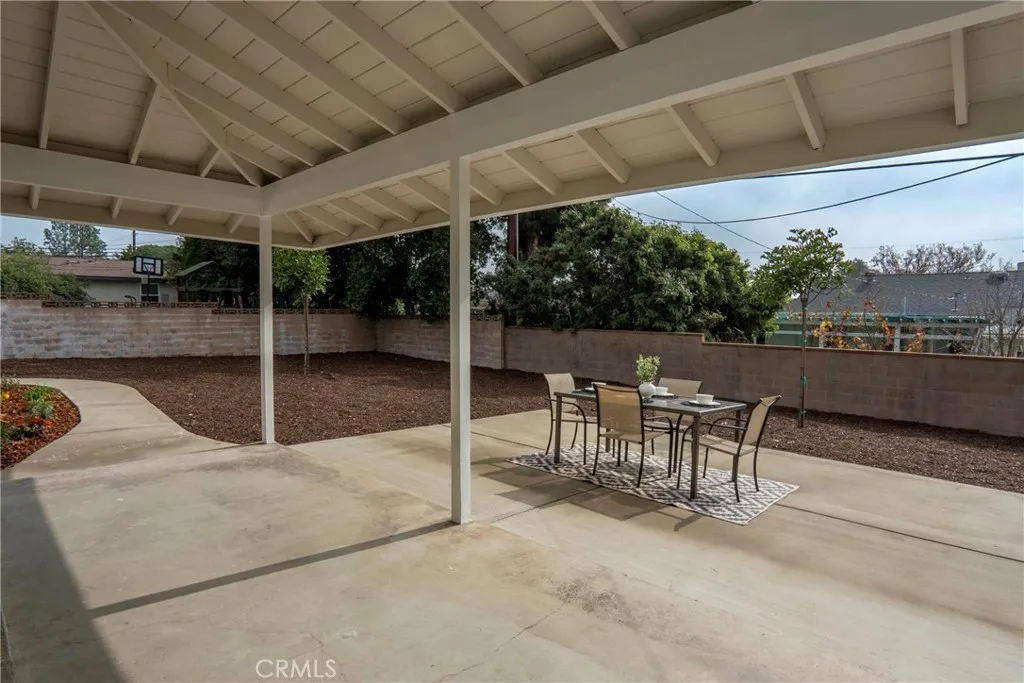 834 Hood Dr, Claremont, California 91711 home-pic-37