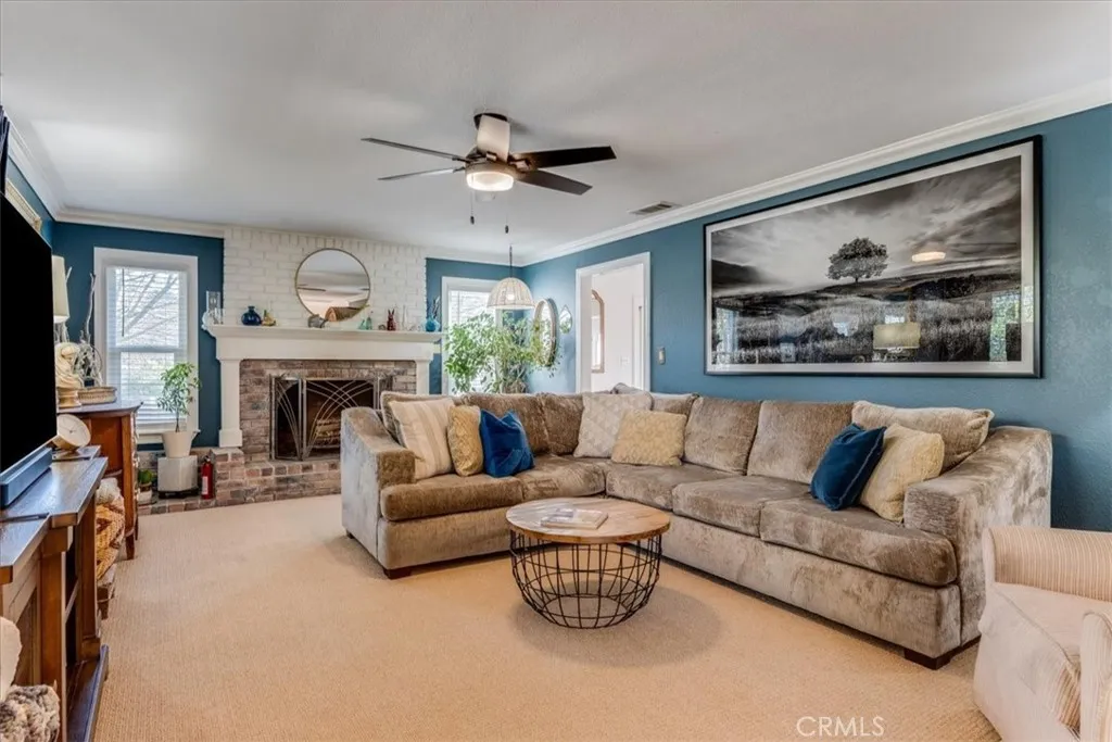 1555 Lyle, Paso Robles, California 93446 home-pic-11