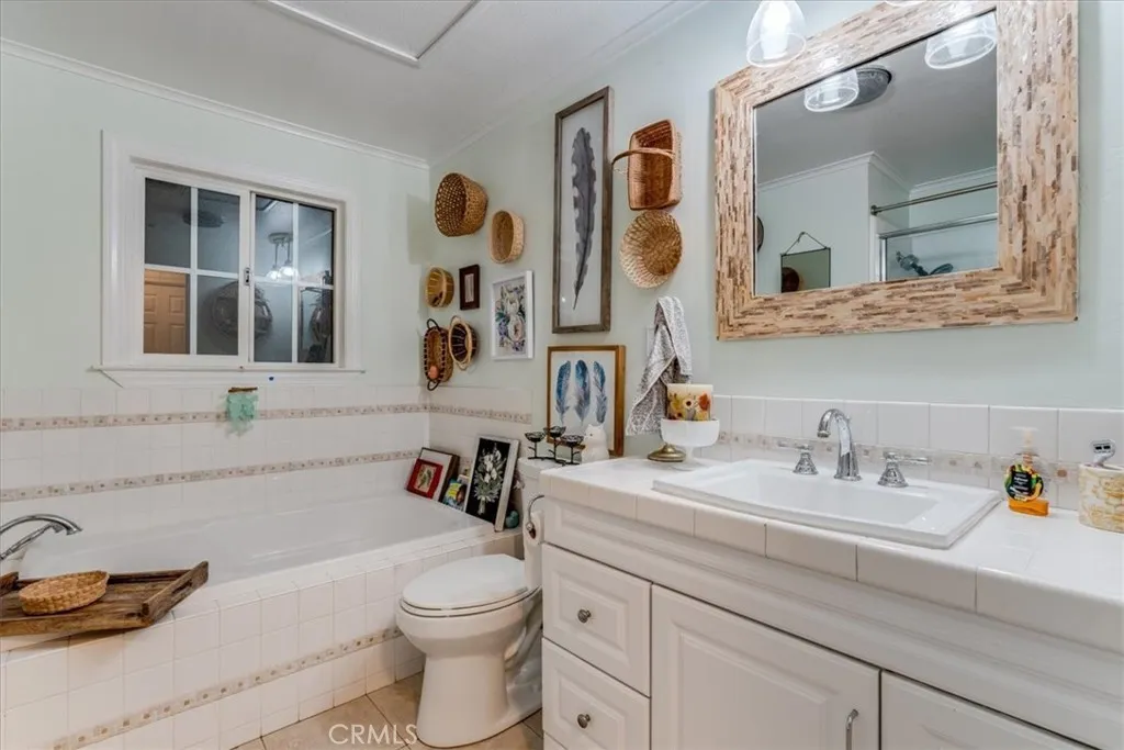 1555 Lyle, Paso Robles, California 93446 home-pic-28