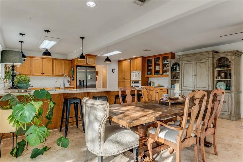 1555 Lyle, Paso Robles, California 93446 home-pic-24