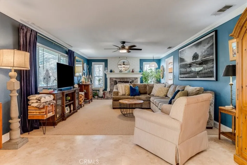 1555 Lyle, Paso Robles, California 93446 home-pic-12
