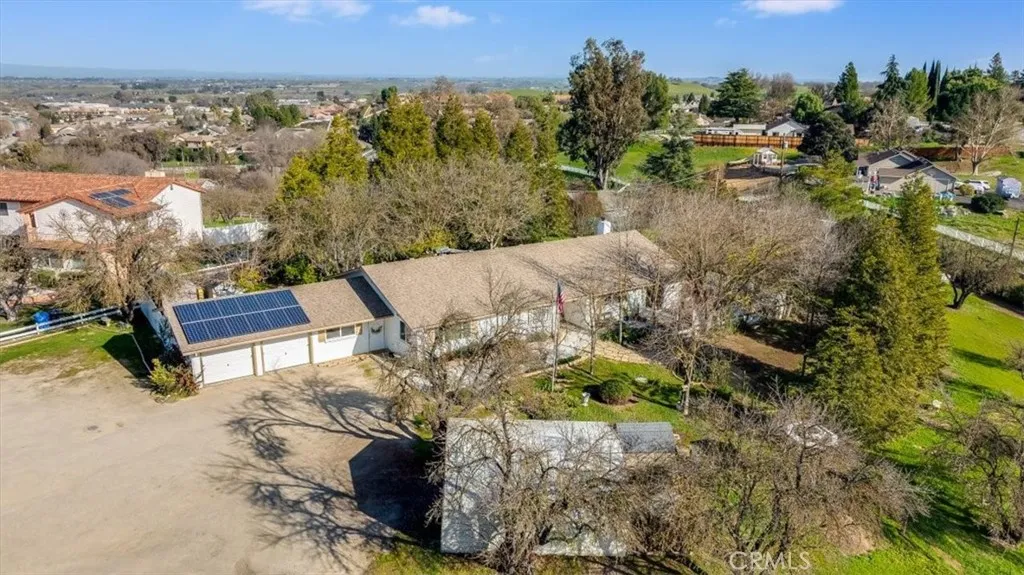 1555 Lyle, Paso Robles, California 93446 home-pic-50