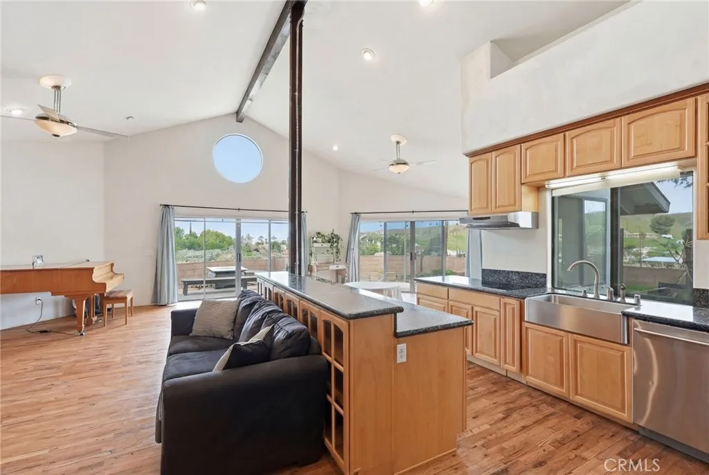 12867 Ranch, Colton, California 92324 home-pic-27