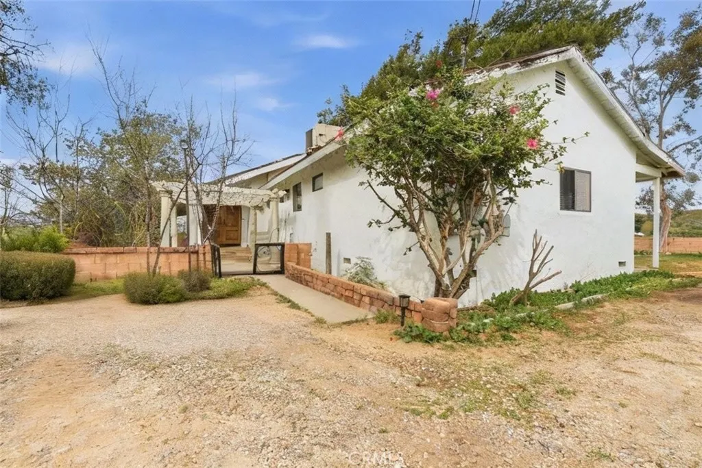 12867 Ranch, Colton, California 92324 home-pic-20