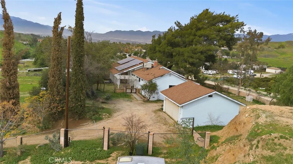 12867 Ranch, Colton, California 92324 home-pic-9