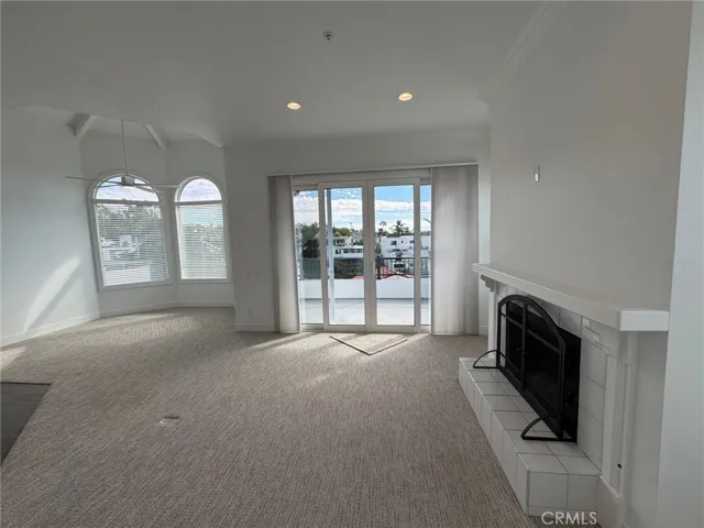 Living Room / Front Balcony