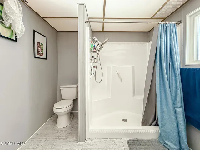 fPrimary Bedroom Suite6