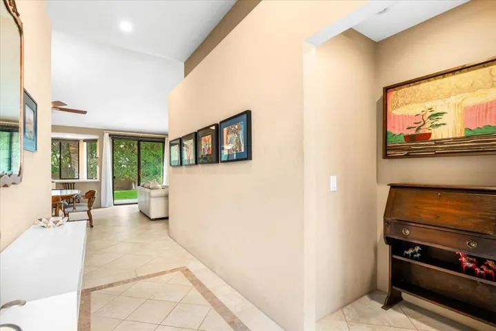 06-110 Favara Cir-20