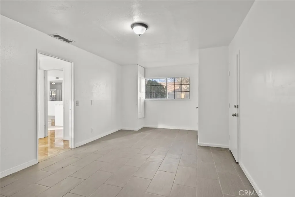 44105 Acacia Street, Lancaster, California 93535 home-pic-17