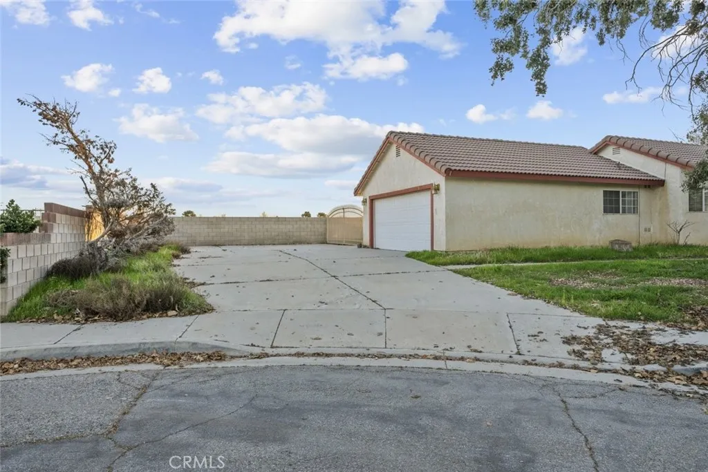44105 Acacia Street, Lancaster, California 93535 home-pic-32
