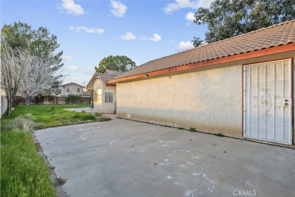 44105 Acacia Street, Lancaster, California 93535 home-pic-33