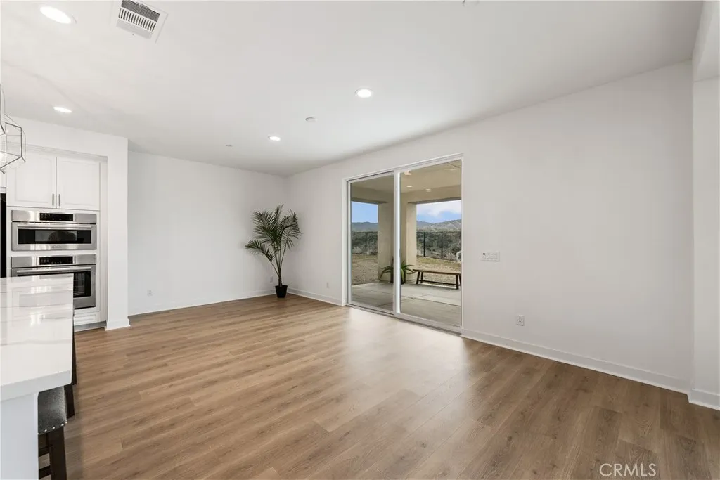 39660 Nicholas Court, Palmdale, California 93551 home-pic-37