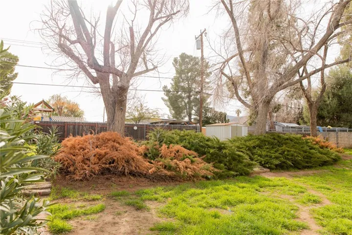 38990 Juniper Tree, Palmdale, California 93551