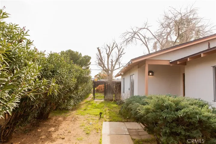 38990 Juniper Tree, Palmdale, California 93551
