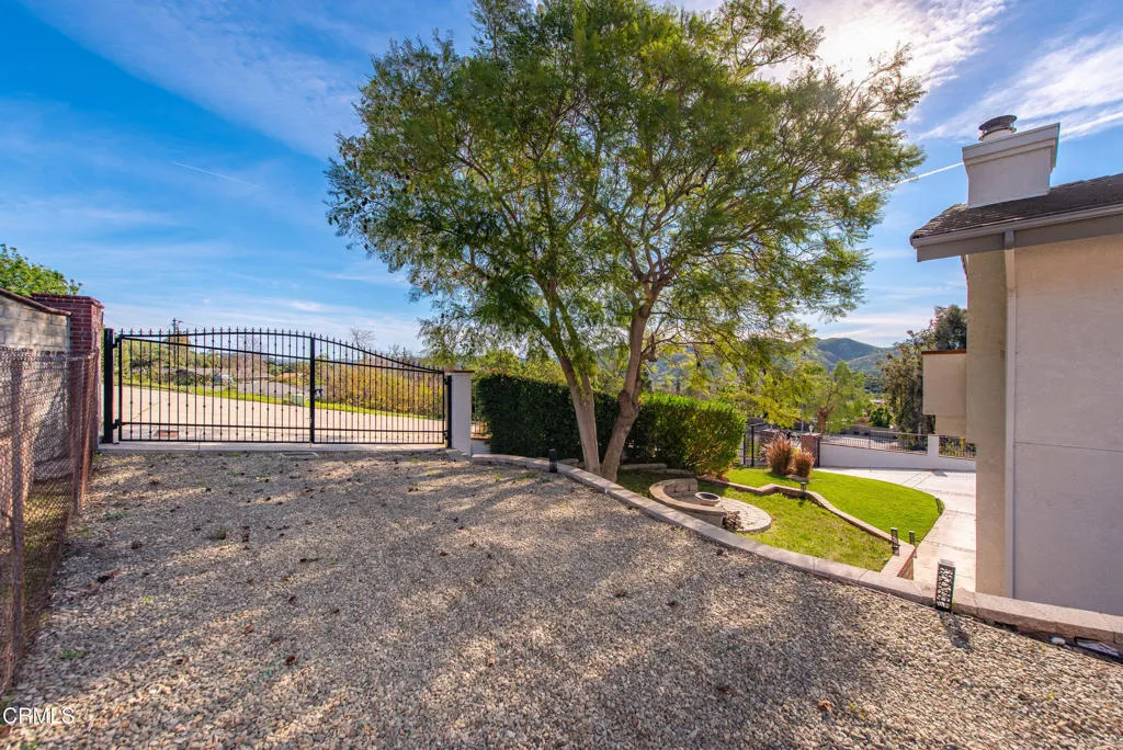 2207 Terra Bella Lane, Camarillo, California 93012 home-pic-63