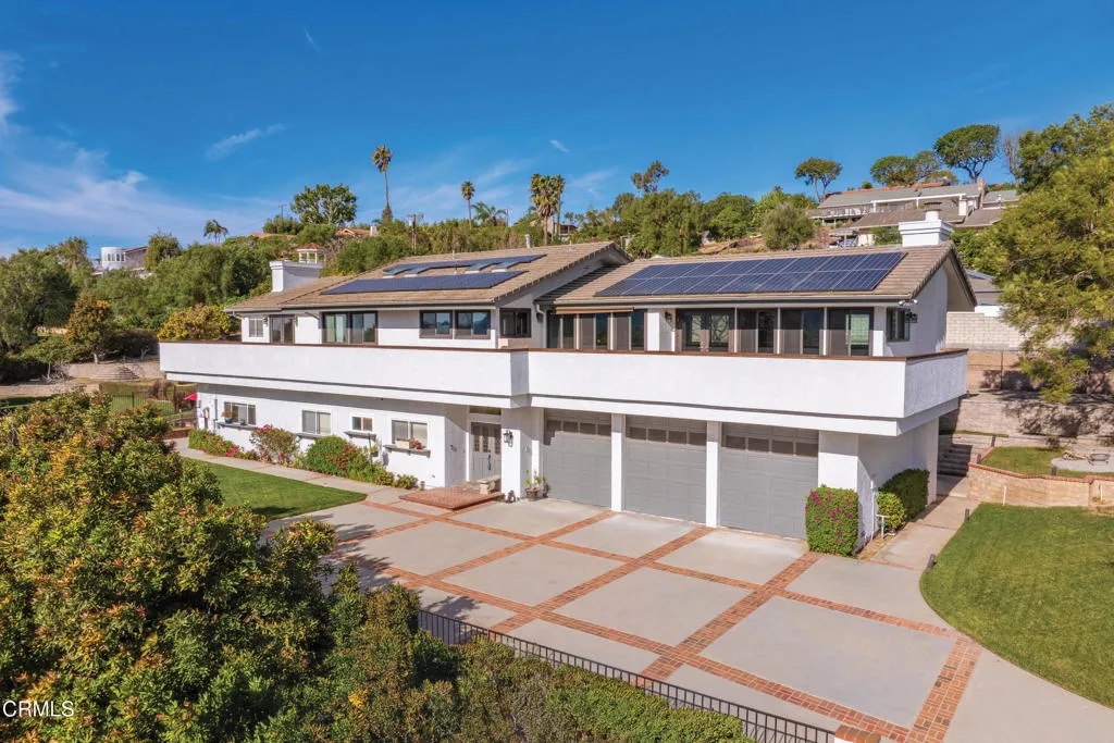 2207 Terra Bella Lane, Camarillo, California 93012 home-pic-1