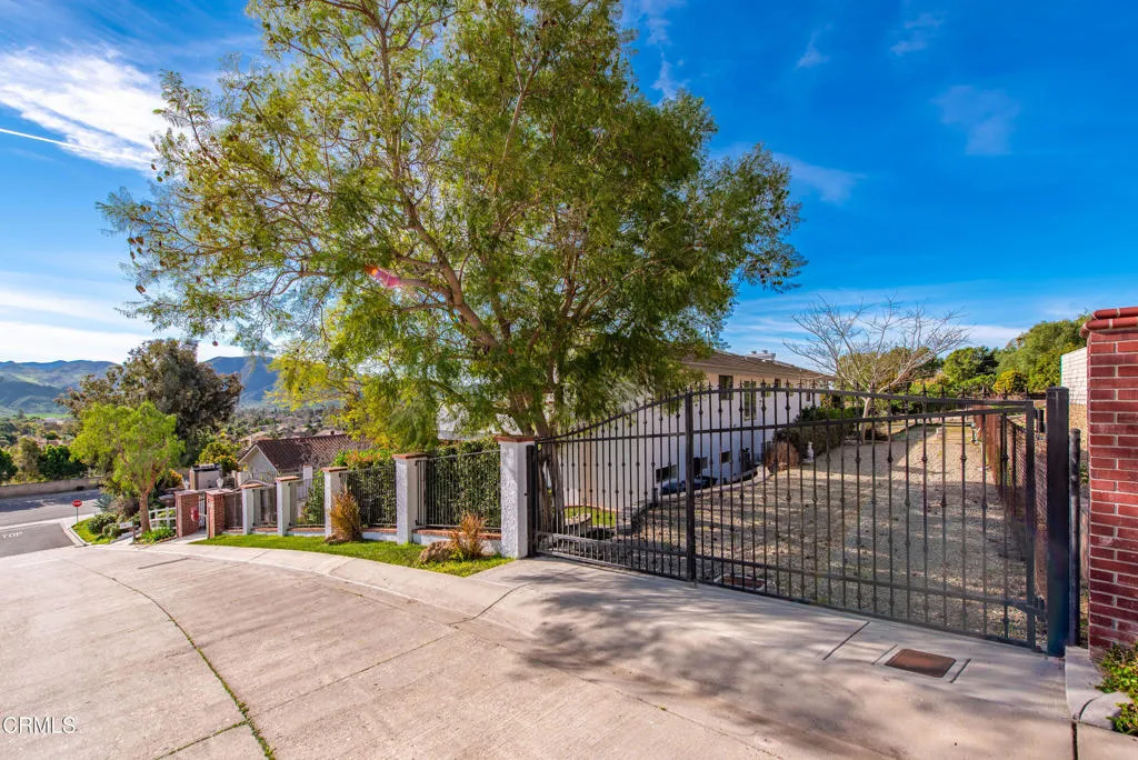 2207 Terra Bella Lane, Camarillo, California 93012 home-pic-61