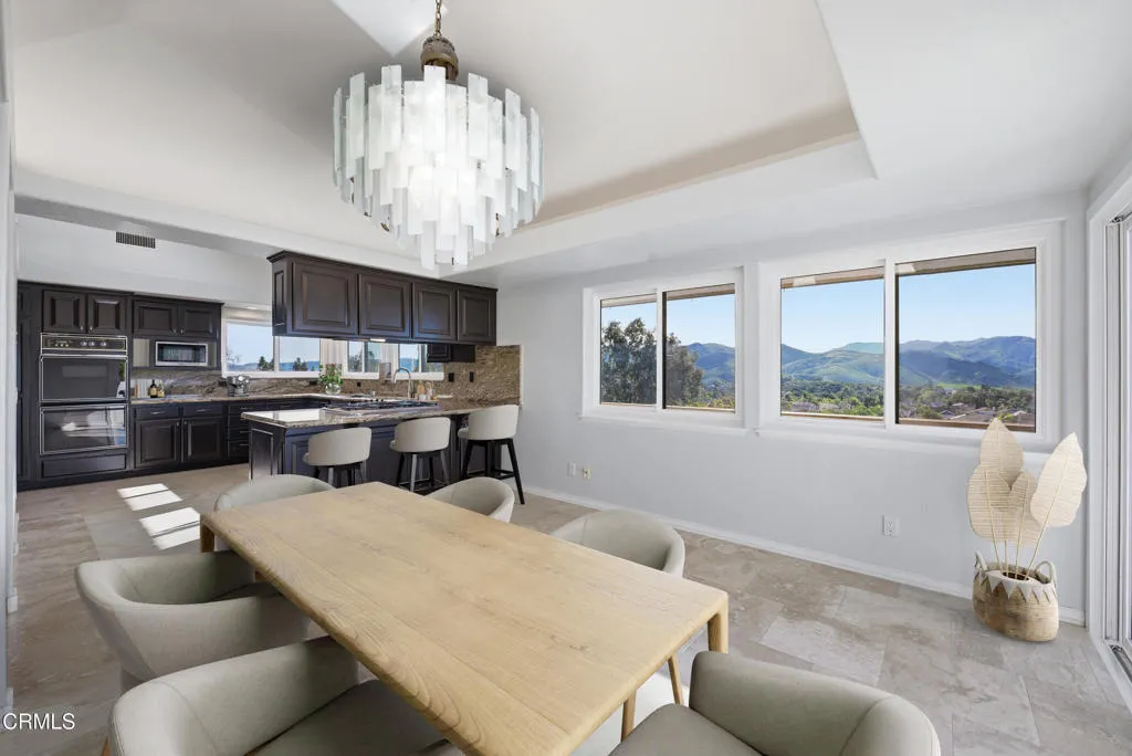 2207 Terra Bella Lane, Camarillo, California 93012 home-pic-28