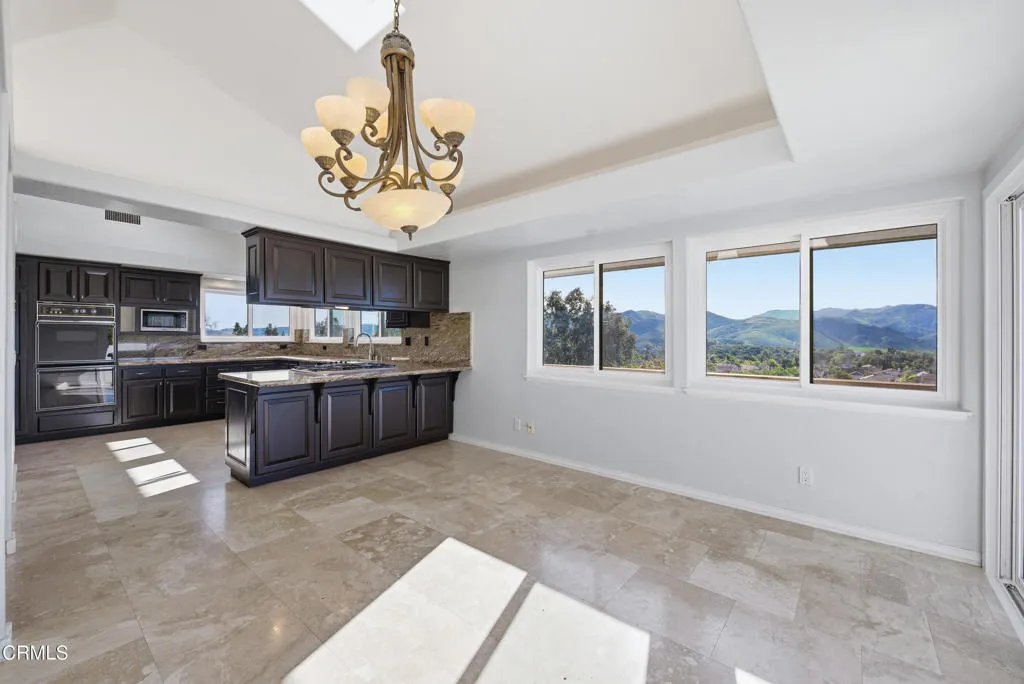 2207 Terra Bella Lane, Camarillo, California 93012 home-pic-29