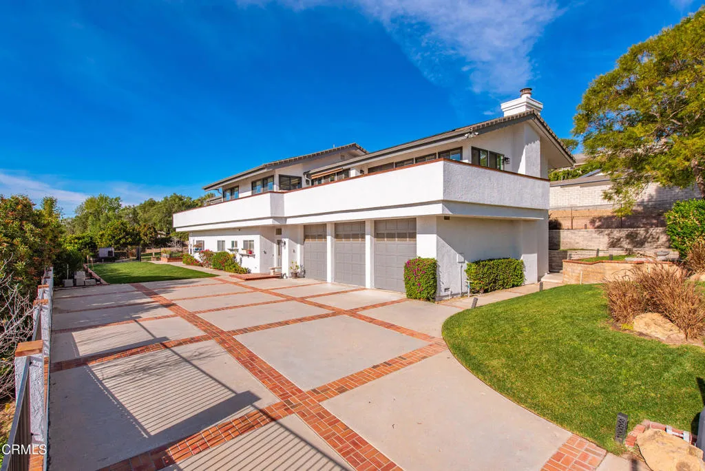 2207 Terra Bella Lane, Camarillo, California 93012 home-pic-2