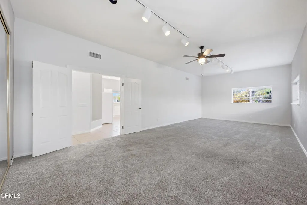 2207 Terra Bella Lane, Camarillo, California 93012 home-pic-47