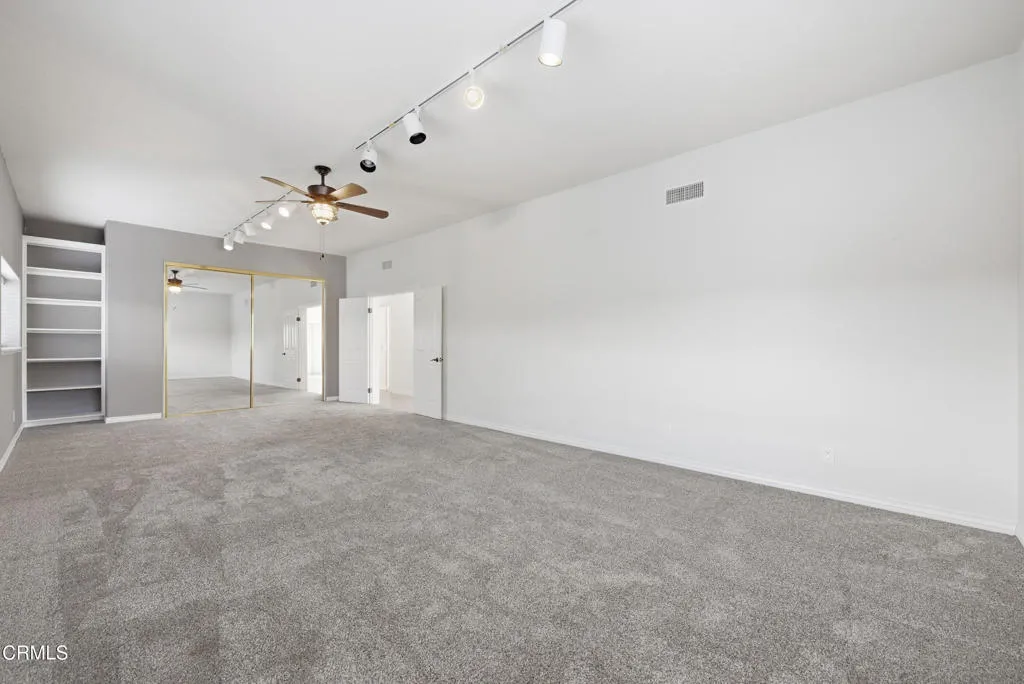 2207 Terra Bella Lane, Camarillo, California 93012 home-pic-48