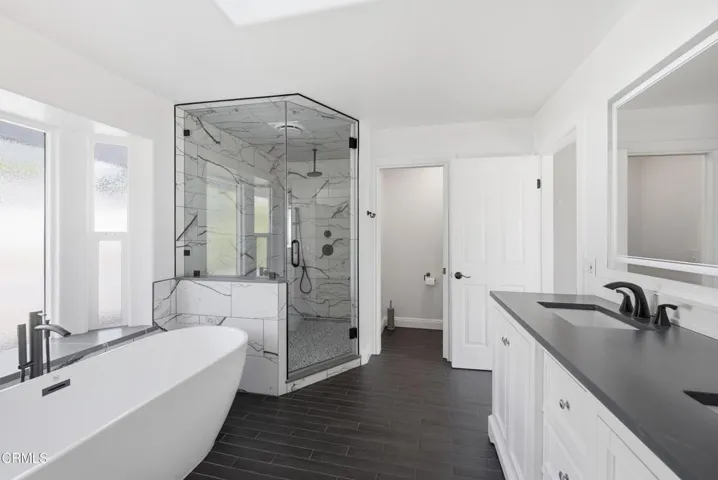 2207 Terra Bella Ln Camarillo-48