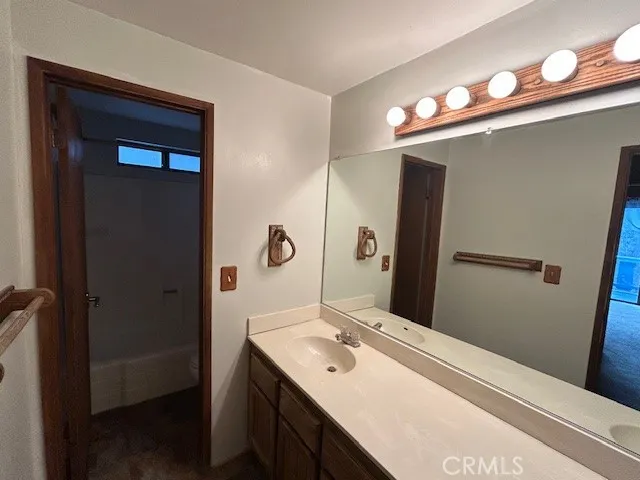 560 Talmadge Road, Big Bear Lake, California 92315 home-pic-12