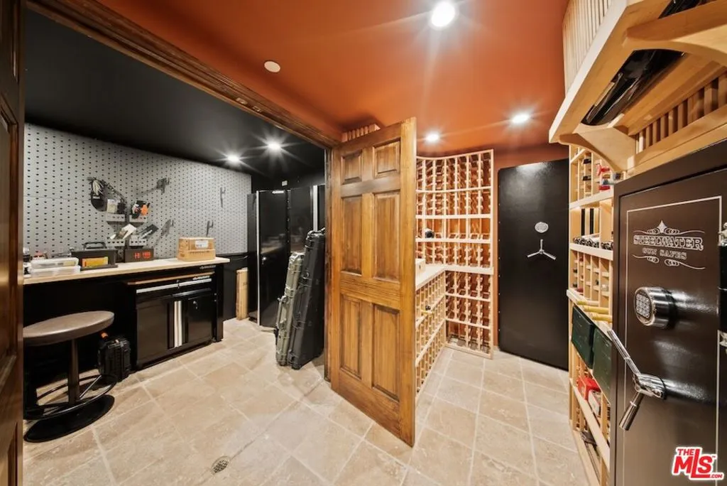 Temp Controlled Cellar & Safe