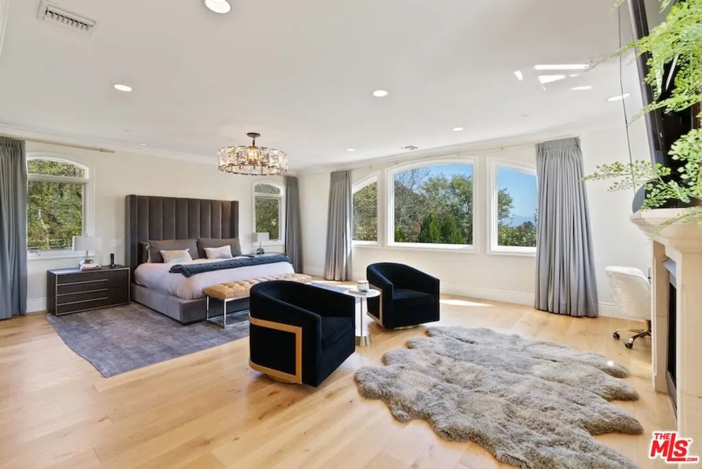 Primary Suite